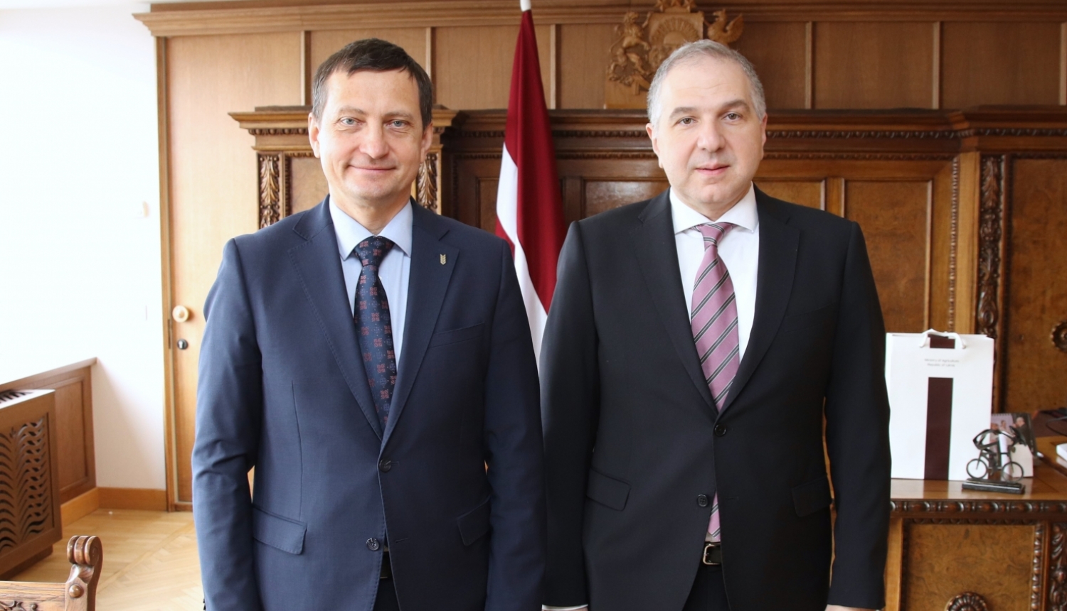 The Minister A. Krauze and the Ambassador of Georgia I. Kurashvili