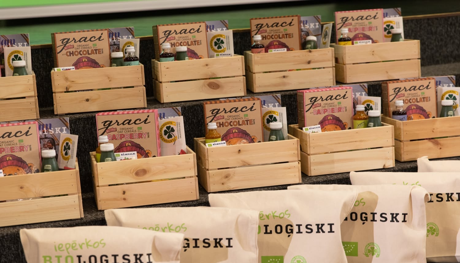Bioloģiski sertificēta pārtika. 