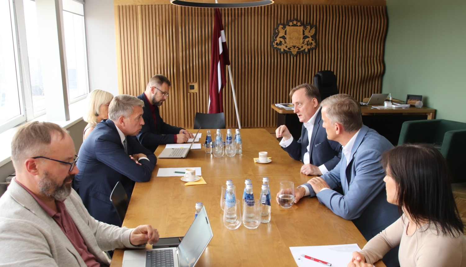 Zemkopības ministrs Uldis Augulis tiekas ar Latvijas Bankas pārstāvjiem.