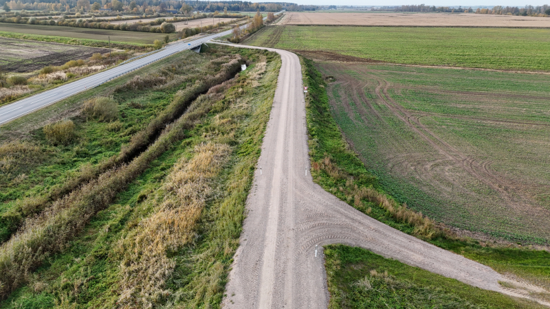 Auces poldera aizsargdambis D-2