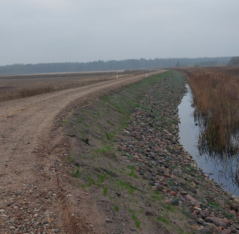 Bernātu poldera aizsargdambis D-1