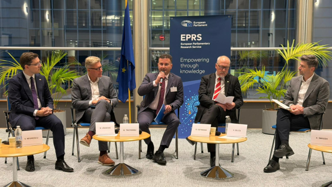 Zemkopības ministrs A.Krauze diskusijā ar Eiropas Parlamenta deputātiem