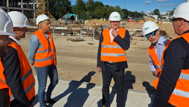 ZM pārstāvji Zirņu proteīna rūpnīcas būvlaukumā
