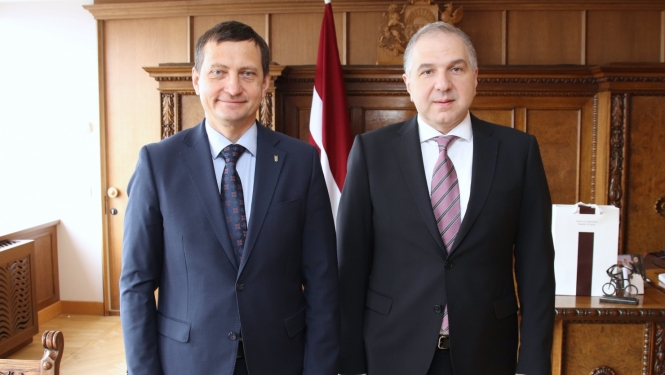 The Minister A. Krauze and the Ambassador of Georgia I. Kurashvili