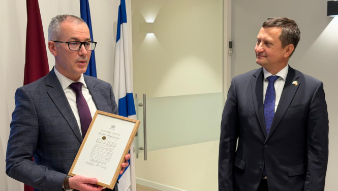 Latvijas vēstnieks Izraēlā un zemkopības ministrs Armands Krauze