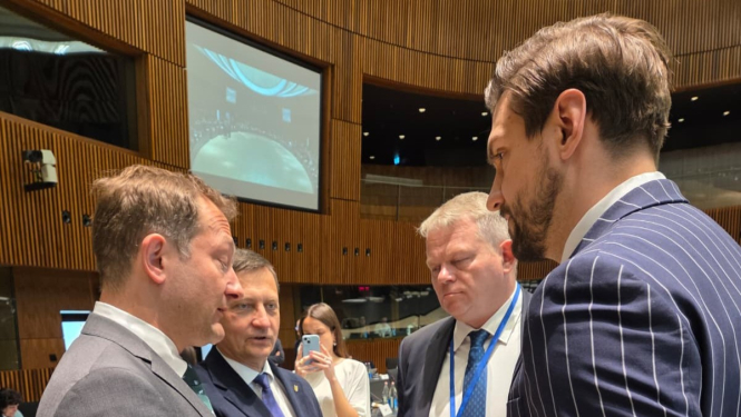 Zemkopības ministrs Armands Krauze vizītes laikā Luksemburgā. 