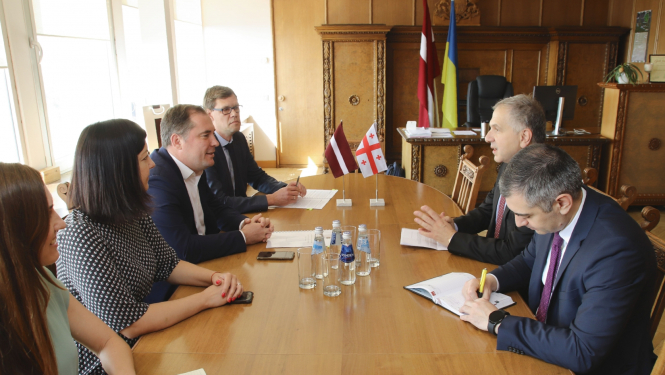 Gruzijas vēstnieka vizīte ZM