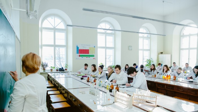 Auditorija ar zinātniekiem