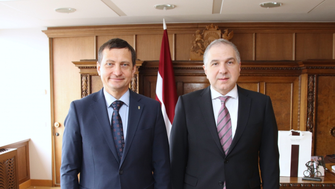 The Minister A. Krauze and the Ambassador of Georgia I. Kurashvili