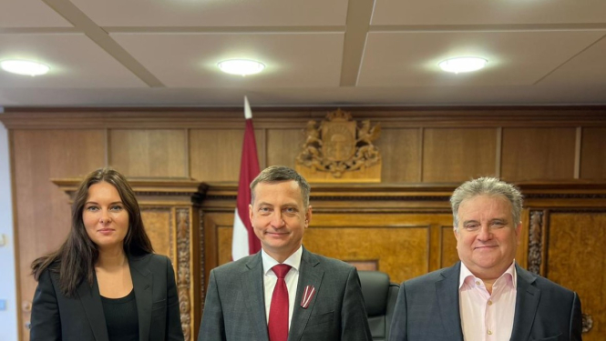 Ministrs un RB banka