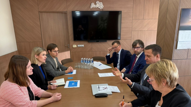 Zemkopības ministrs Armands Krauze tiekas ar SIA "Wolt Latvija" pārstāvjiem