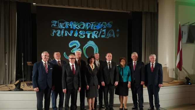 ZM ministri un valsts sekretāri