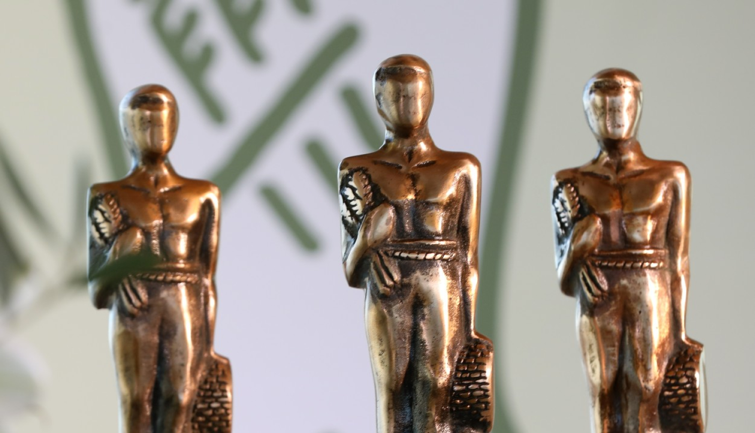 Zemkopības ministrijas konkursa "Sējējs" balva laureātiem - statuete "Sējējs"