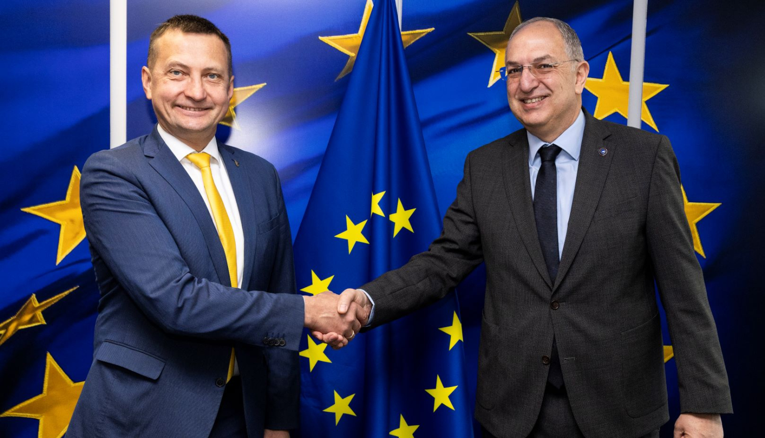 Zemkopības ministrs Armands Krauze Briselē ar ES zivsaimniecības un okeānu komisāru Kostas Kadis 