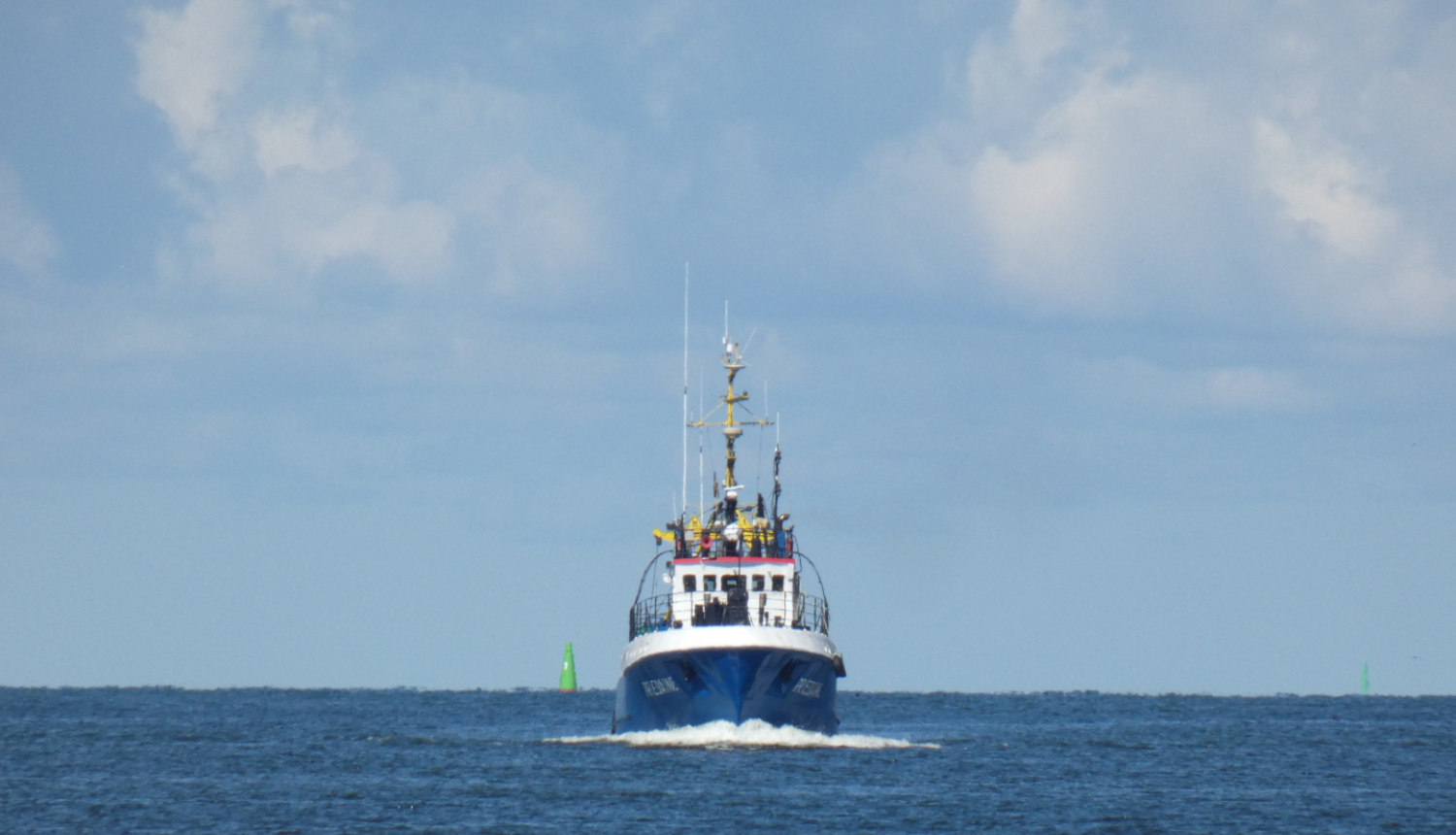 Zvejas kuģis jūrā