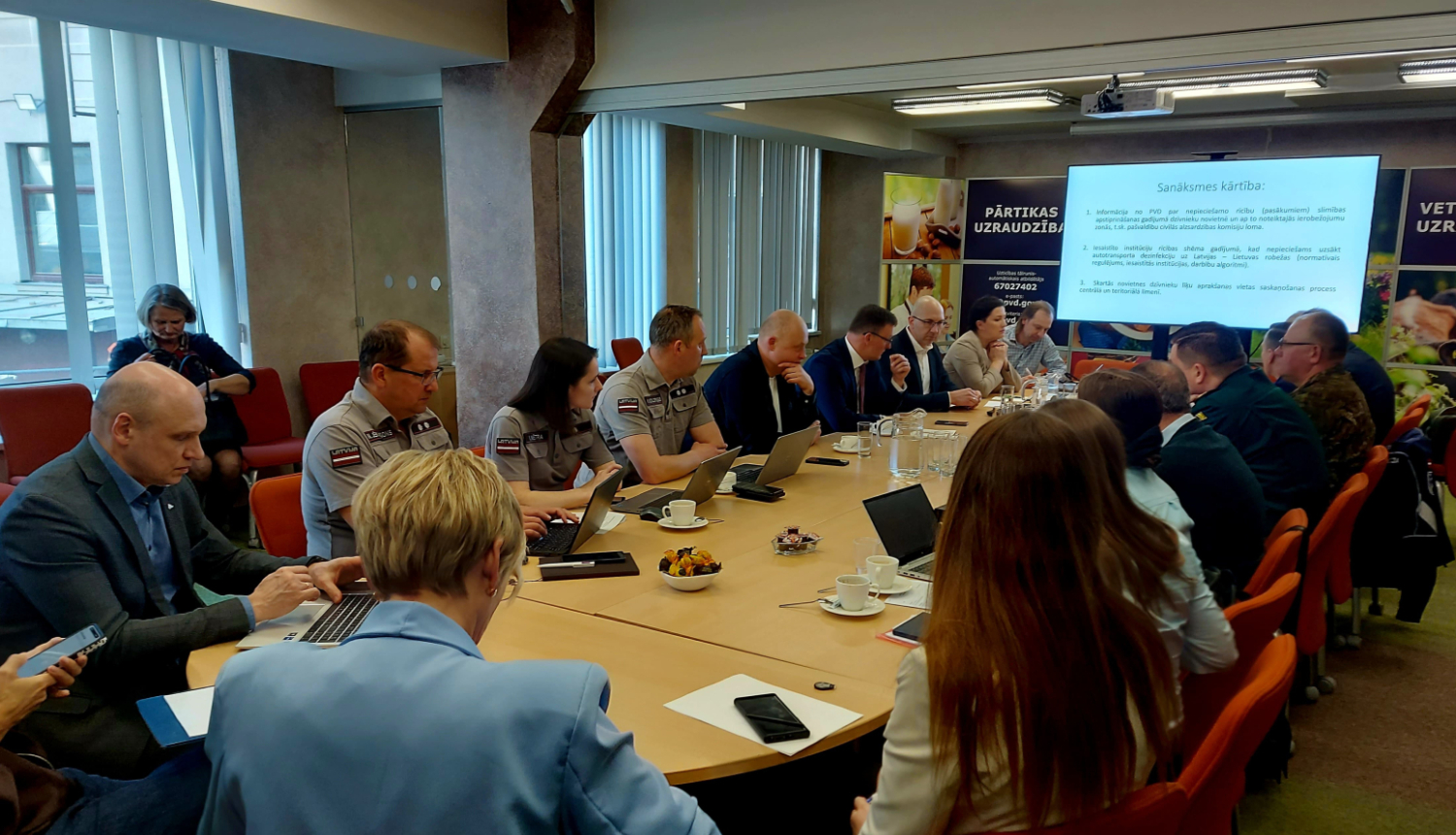 Sapulce ar atbildīgajiem dienestiem par Mutes un nagu sērgas apkarošanu