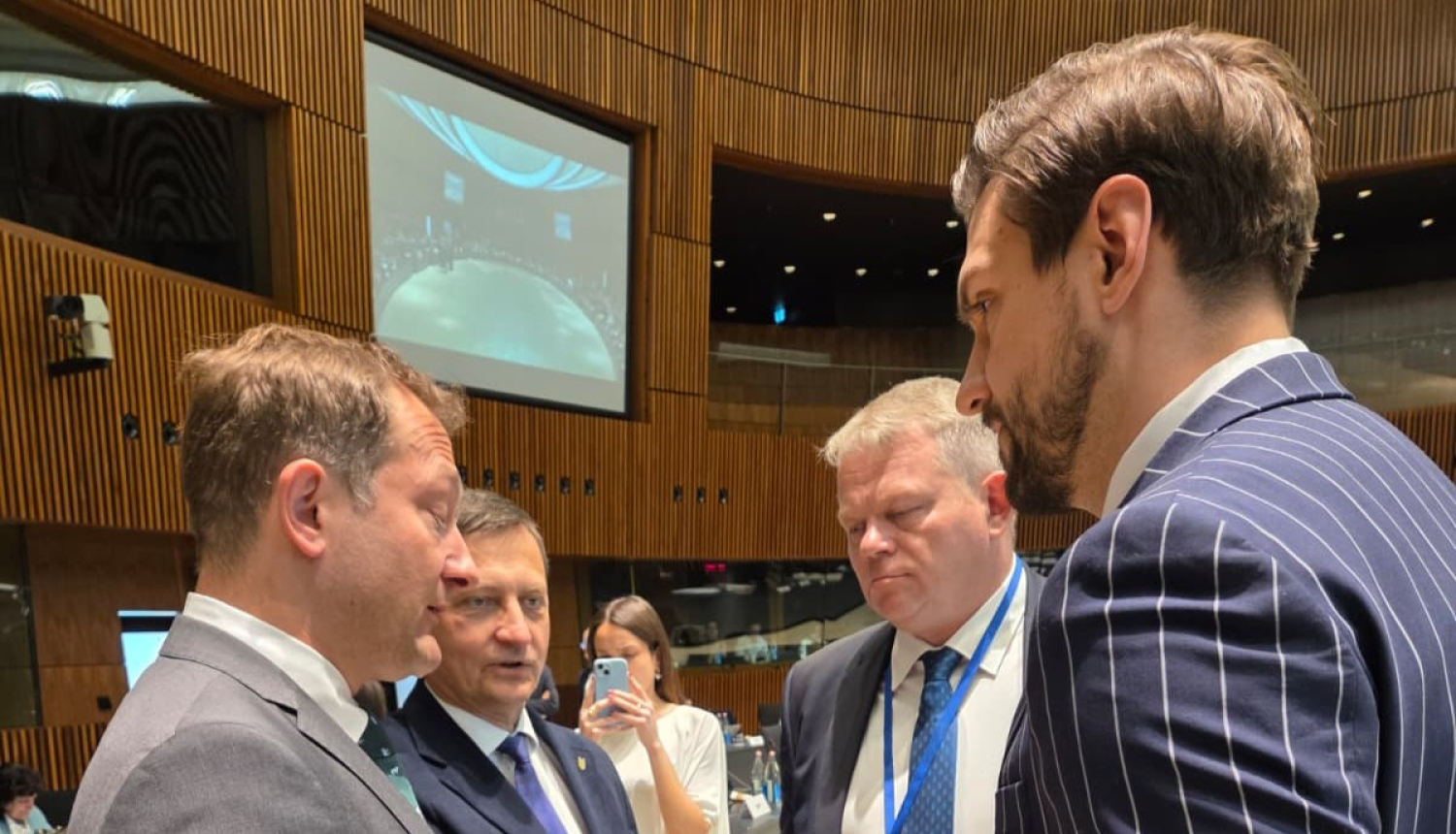 Zemkopības ministrs Armands Krauze vizītes laikā Luksemburgā. 