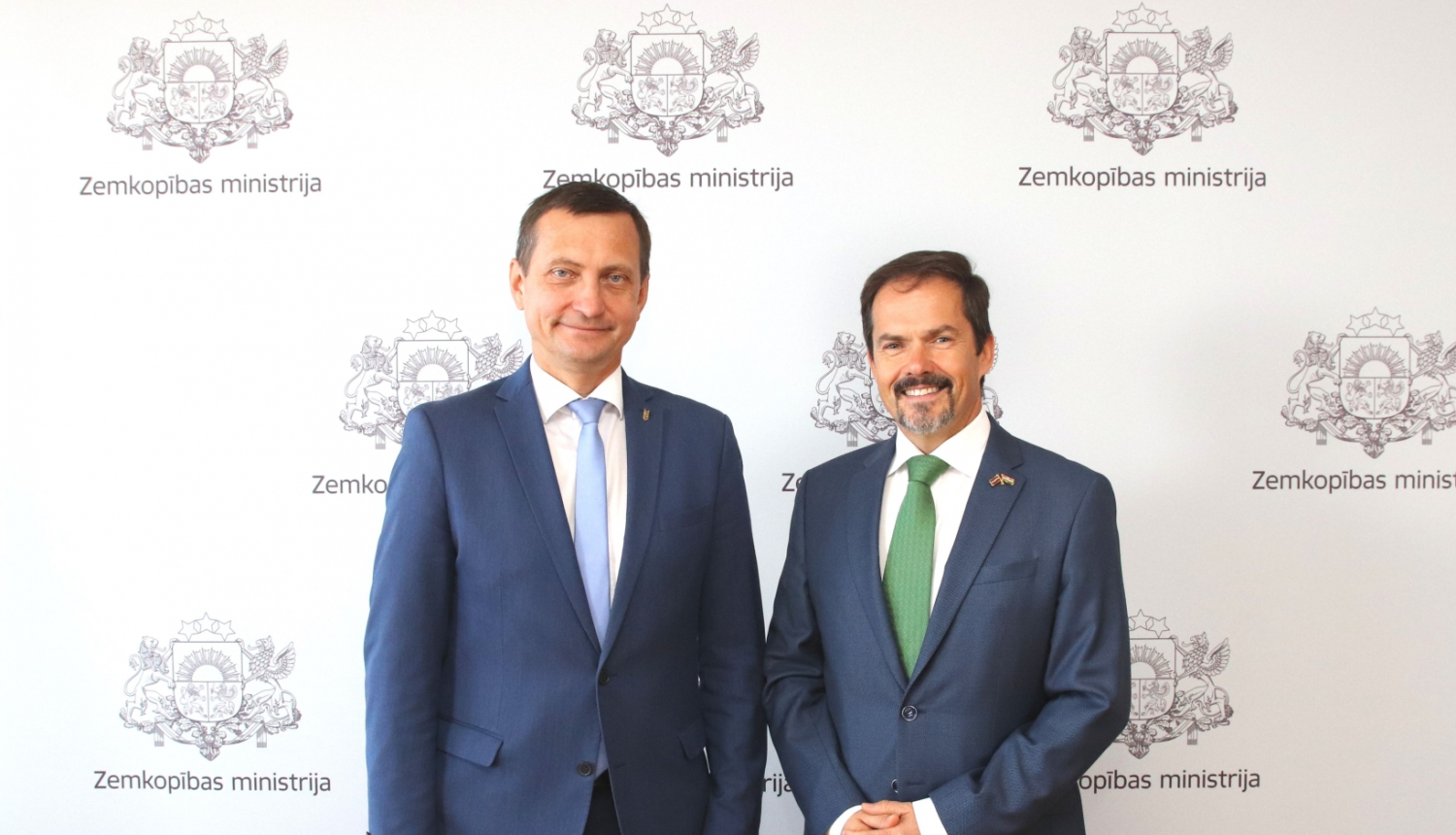 Minister of Agriculture Armands Krauze and the Ambassador of Hungary to Latvia, György Urkuti