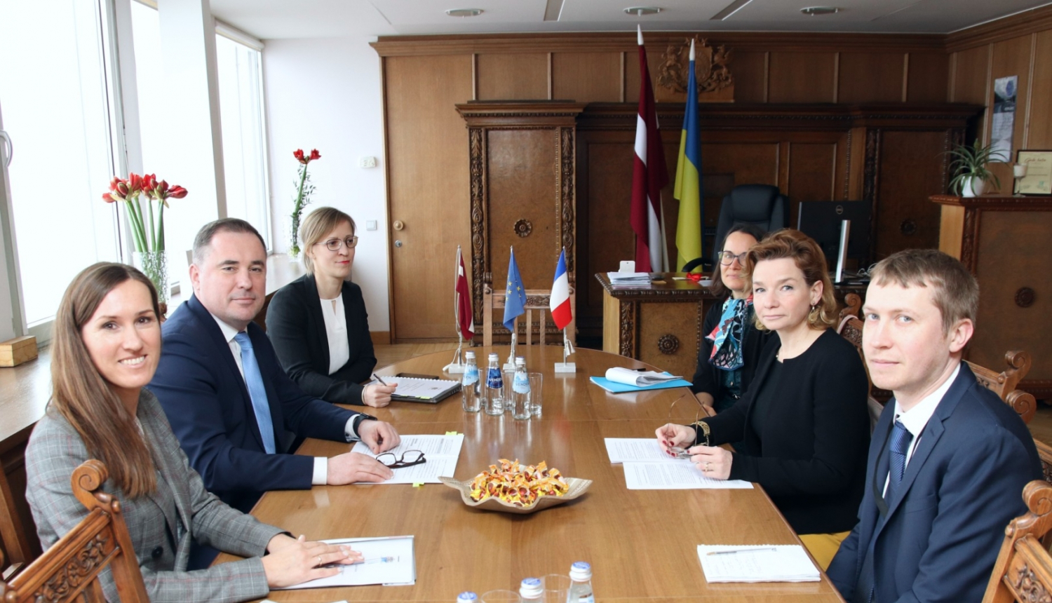 Zemkopības ministrs tiekas ar Francijas vēstnieci Latvijā