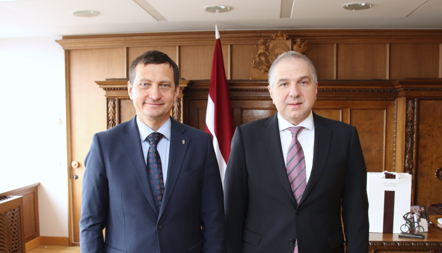 The Minister A. Krauze and the Ambassador of Georgia I. Kurashvili