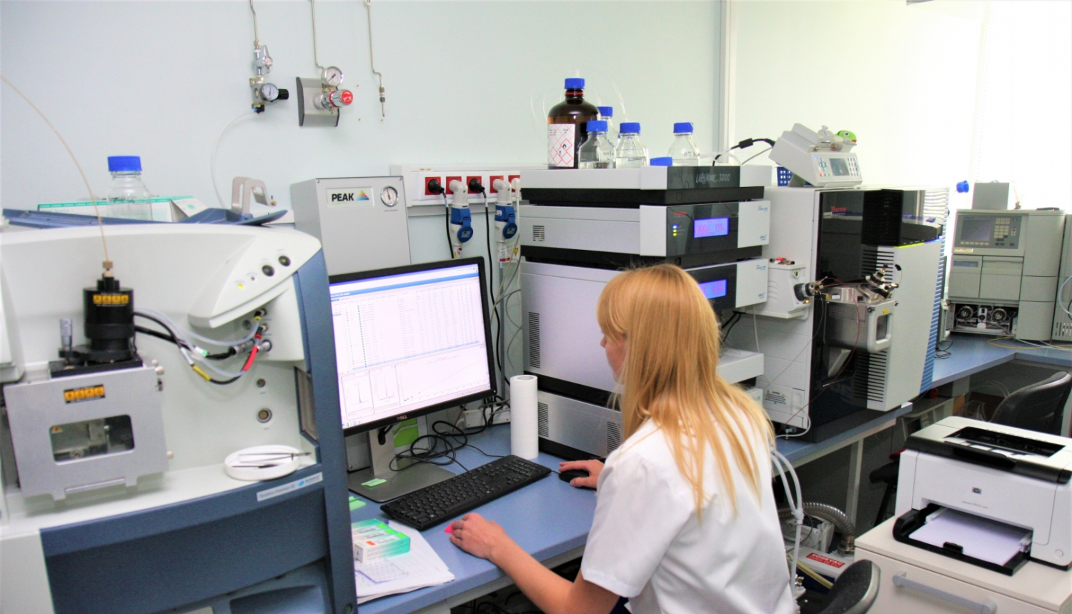 zinātniskā laboratroija zinātniskās pētniecības iekārtas