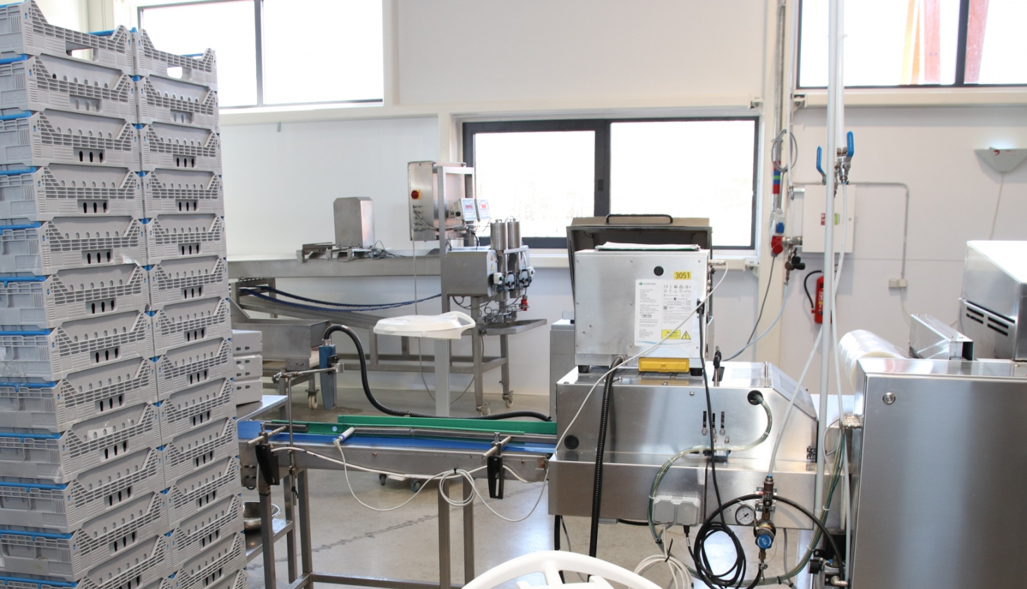 Siera ražošanas mūsdienīga līnija kādā no Latvijas reģionu uzņēmumiem