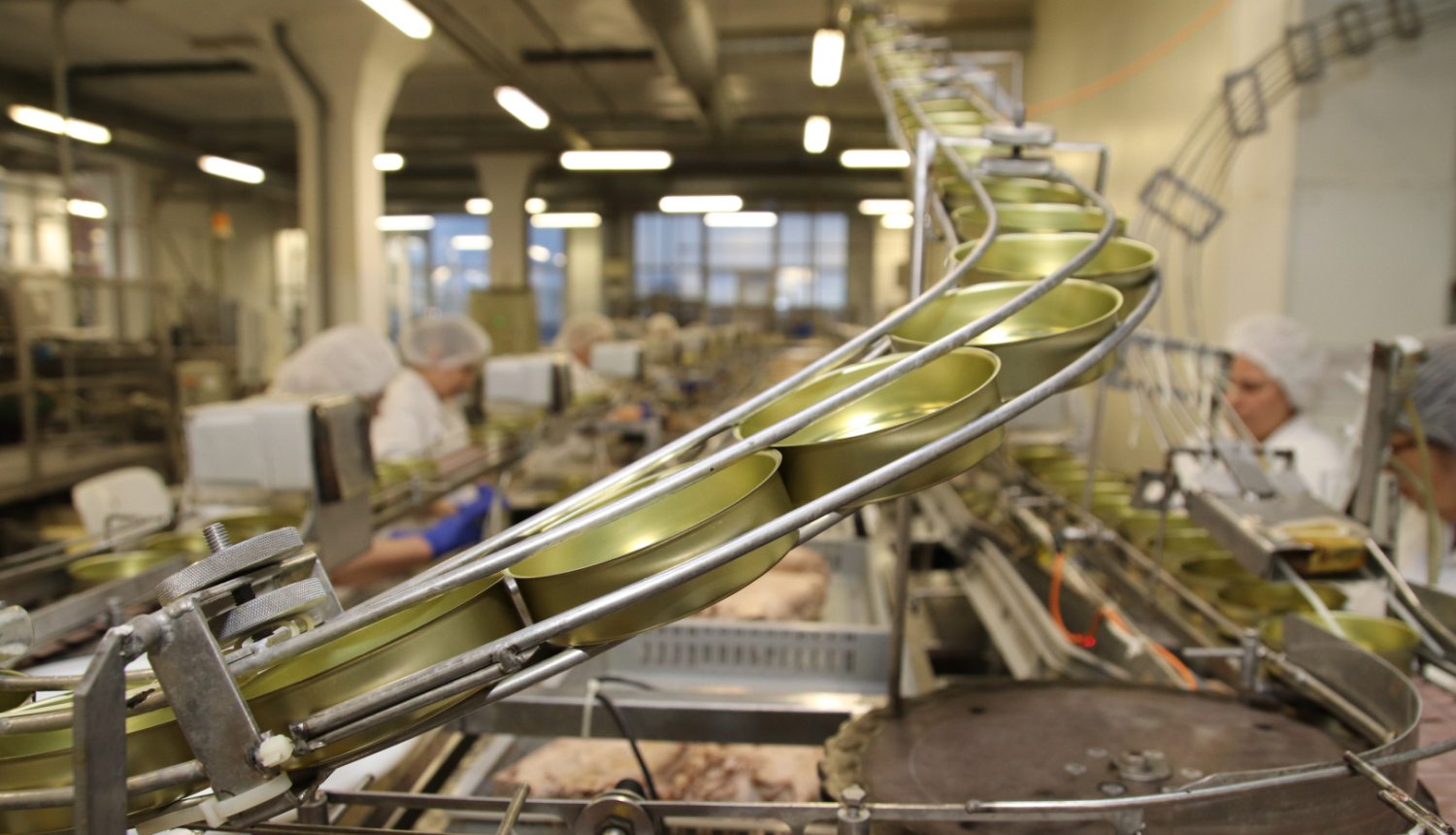 Konservu ražošanas konveijers