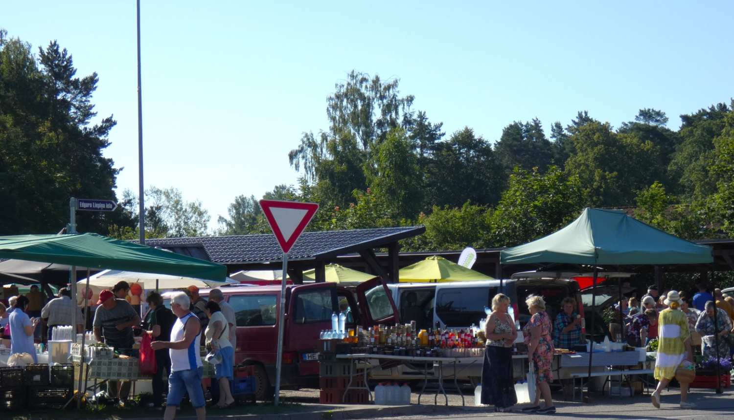 LAuku labumu tirdziņš