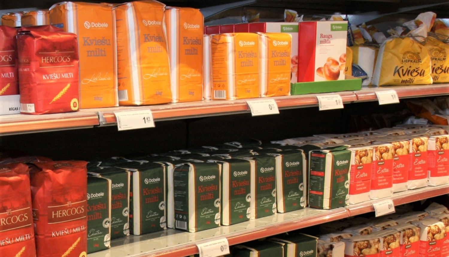 Pārtika, veikals. milti