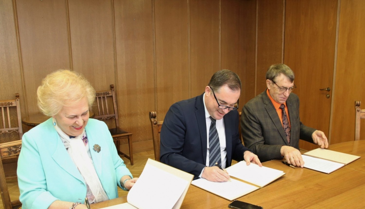Sadarbības līguma parakstīšana