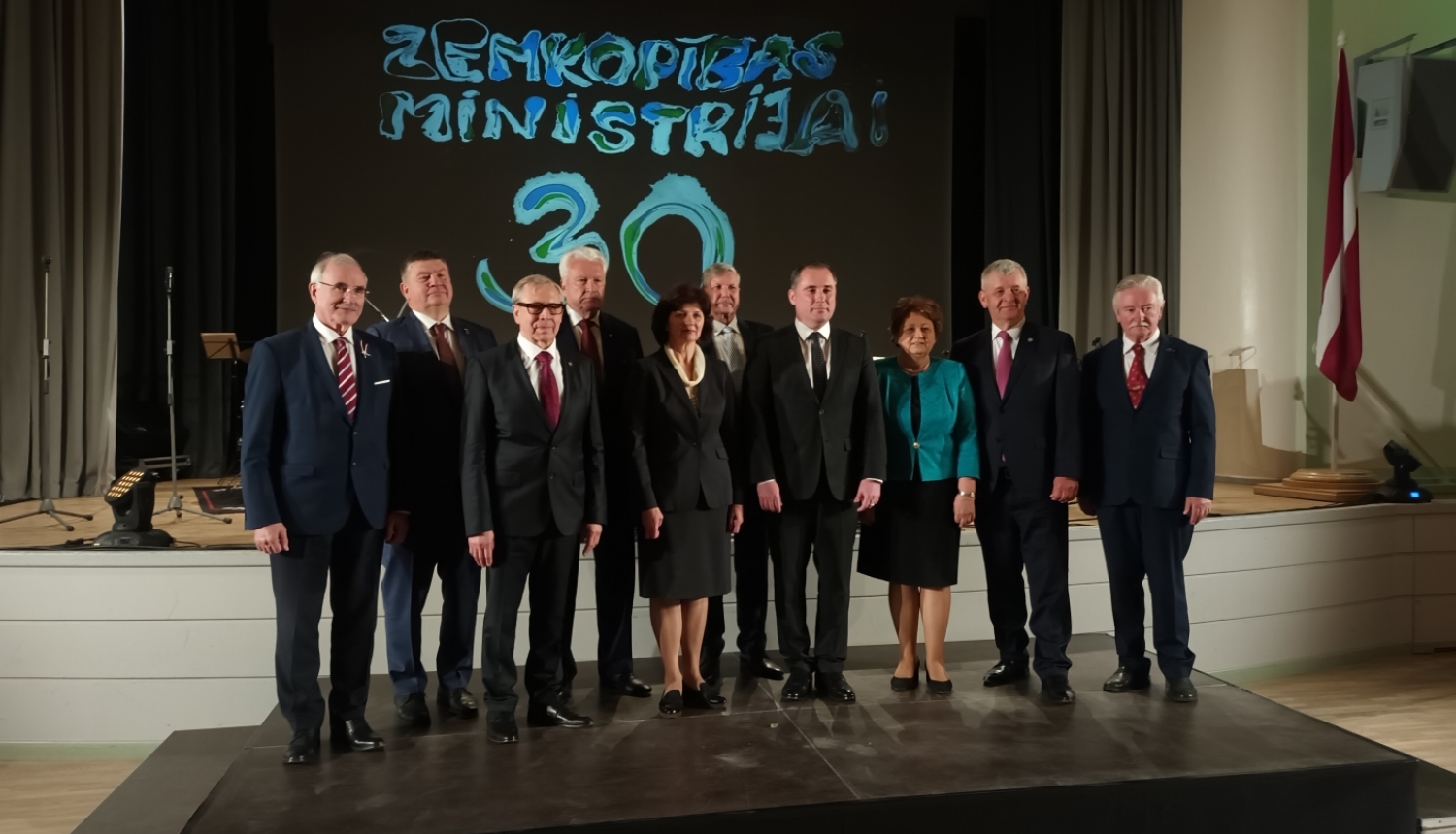 ZM ministri un valsts sekretāri
